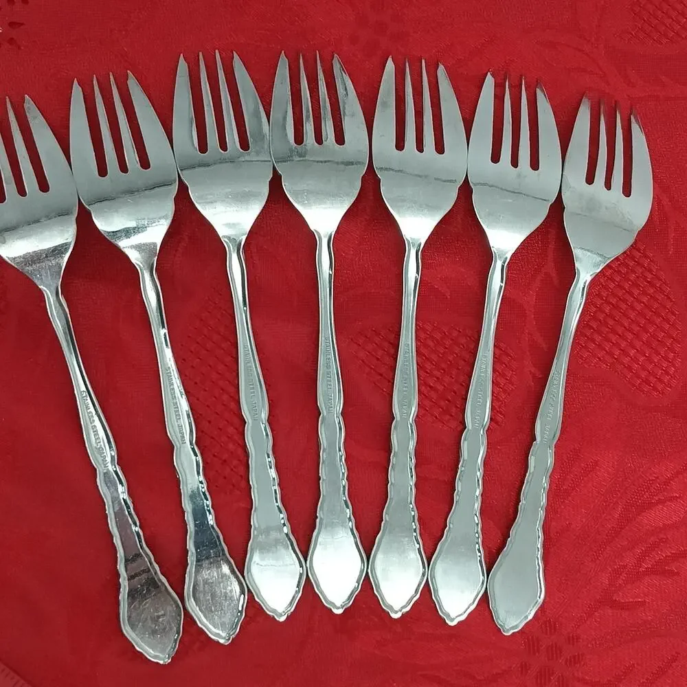 Unbranded these look